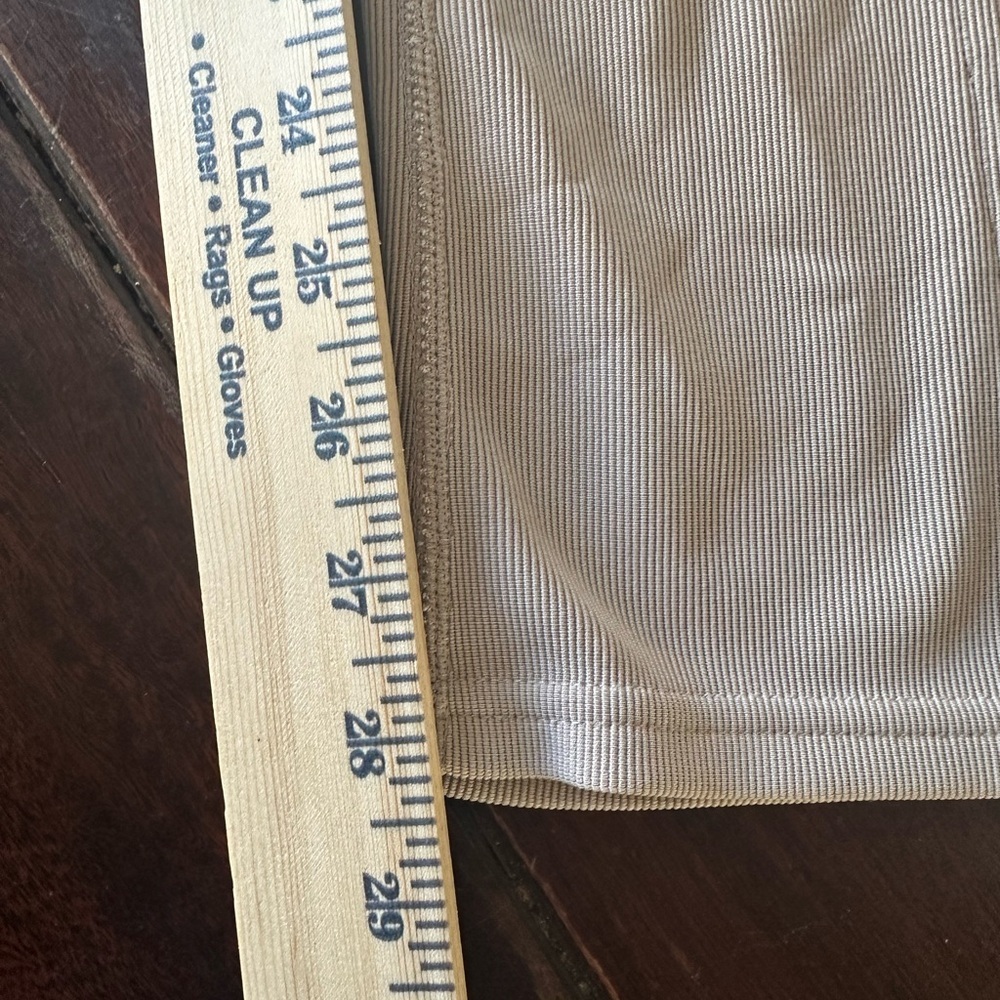 Move Theory Ribbed Flutter Flare Leggings Small Beige High Rise Front Slit Yoga - Picture 8 of 8